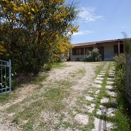 Eden Di Chia - House In Private *