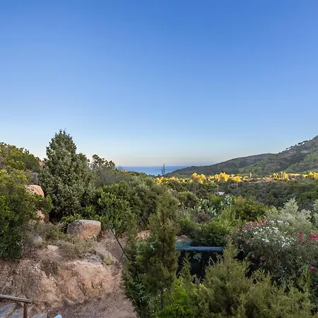 Eden Di Chia - House