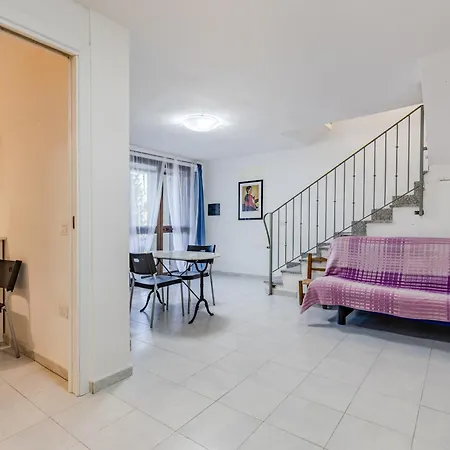 Eden Di Chia - House In Private *