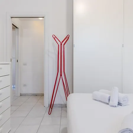 Eden Di Chia - House In Private *